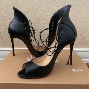 Louboutin Megavamp
